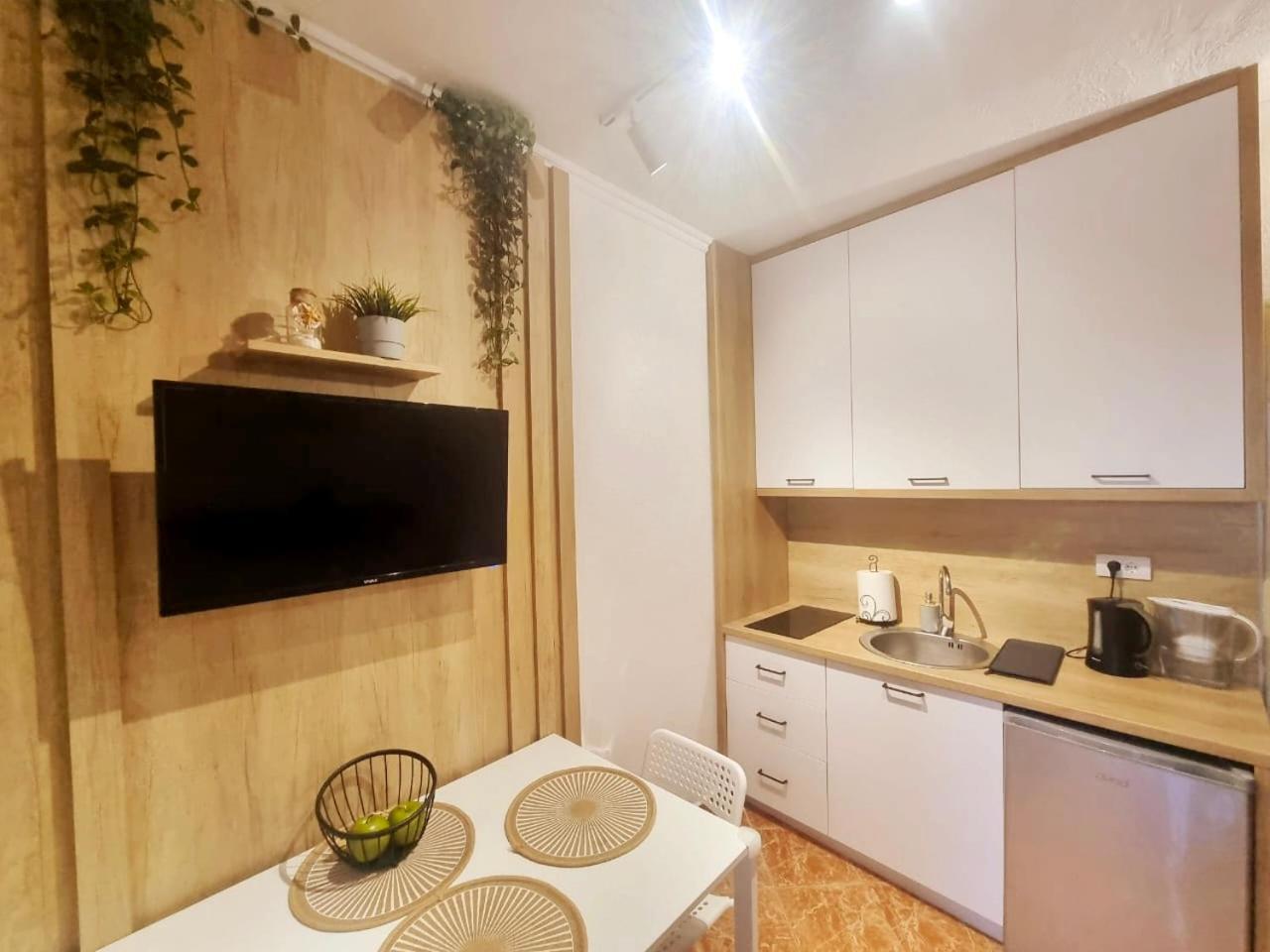 Studio Apartman Na Plazi ラファイロヴィチ エクステリア 写真